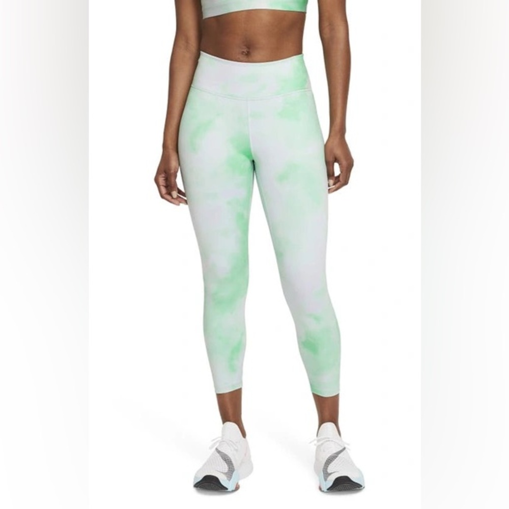 Nike Dri-Fit One Women’s Cropped Tie-Dye Leggings 🌿 (Size 1X)